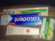 4szt: Kosmetyki, środki czystości 