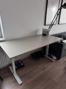 Biurko z regulacją wysokości TROTTEN 160x80cm