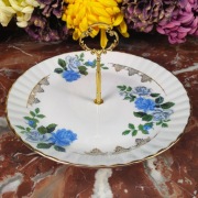 Ładna etażerka / patera - 26 cm - Niebieskie róże - Chodzież