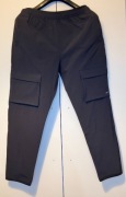 Reebok czarne spodnie sportowe Activ Chill Skystretch Cargo Pants M nowe