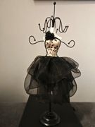 stojak na biżuterię manekin krawiecki 