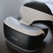 PlayStation VR + PS Camera V2 + PS Move + Gra