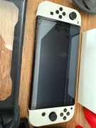 Konsola NINTENDO Switch Oled Biała +2 gry+2 pady+2gripy+futerał+szkło+etui