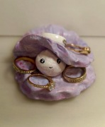 Podstawka stojak na biżuterię ręcznie wykonana muszla kawaii z gliny