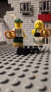 Minifigurki LEGO COL08-3 Lederhosen Guy & COL11-3 Pretzel Girl