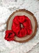 Jedwabna scrunchies duża do włosów. Gumka jedwabna