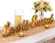 Dekoracja napis Love is Sweet drewniany