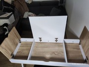 Biurko że schowkami od góry otwierane