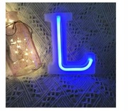 Lampka nocna LED litera L neon niebieskie światło stojąca 16,5 cm