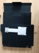 HP OFFICEJET PRO 8610 taca odbioru papieru.