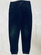 Ciemne spodnie jeansowe z gumką w pasie, wygodne joggery - rozmiar M; 170cm