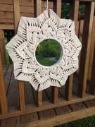 Makramowa mandala z lustrem w stylu Boho 
