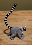 Safari Ltd lemur figurka model wycofany z 1999 r.