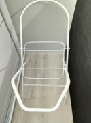 Biały stojak na wanienkę 