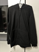 Rozpinana czarna bluza