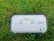 Przenośne radio retro AM/FM Alba czarno-białe z rączką vintage na baterie