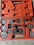 Zestaw separatorów do zacisków hamulcowych 