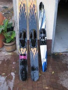 Narty wodne, wiązania i lina do holowania