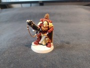 Warhammer 40.000 Space Marines Captain in Gravis Armour