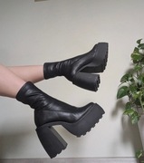 Bershka masywne skórzane botki kozaki na platformie obcasie 36