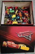 Auta Zygzak McQueen Cars Kinder niespodzianki