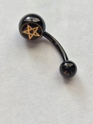 Kolczyk do pępka z gwiazdą