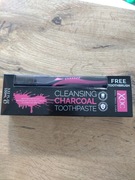 Xoc Czarna pasta do zębów ze szczoteczką 