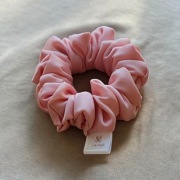 Scrunchies jasno różowa mini 