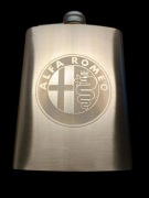 Alfa piersiówka ze stali nierdzewnej twój grawer na prezent 