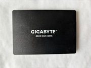 Gigabyte 240GB 2,5" SATA SSD +  adapter 2,5 na 3,5