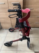 Chodzik balkonik składany na mały czterokołowy aluminium KESSER 136 kg