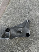 BMW E39 525D 530D ŁAPA SILNIKA LEWA PODPORA WSPORNIK 22116750441 6750441