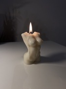 Świeca sojowa kobieta