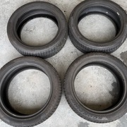 Komplet opon zimowych Pirelli 235/50R20