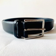 Tommy Hilfiger_cienki pasek z klamrą_elegancki