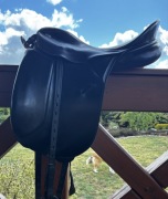 Siodło ujeżdżeniowe Kieffer Wien 17