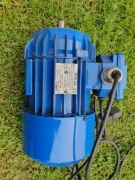 Silnik do podajnika 0,25kw Besel SEMKh 71-4B2 ośka 14mm