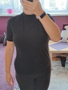 #114 Czarny półgolf z krótkim 