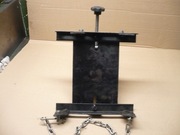 Adapter do podnośnika skrzyni biegów.