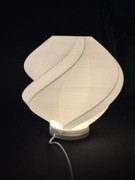 Nowoczesna lampka nocna 3D – Geometryczna Spirala / Kwiat (Biała, USB)