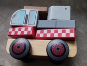 Samochód - klocki z drewna f-my Trefl