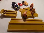 Cars Disney Pixar wjazd na farmę. 