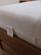 Materac FDM 180x200, wysokość 23 cm. Stan bardzo dobry.