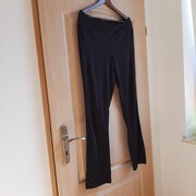 Czarne spodnie sportowe, rozm. 42