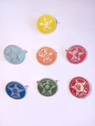 Zestaw 6 przypinek szkolnych 