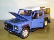 LAND ROVER DEFENDER 1:24 Cararama model kolekcjonerski