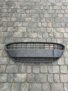 KRATKA ŚRODKOWA ZDERZAKA PRZÓD FORD FIESTA MK7 8A61-17B968-A  Tel669459078