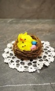 Urocze kurczaczki wielkanocne z serwetką ozdoba świąteczna wielkanoc święta