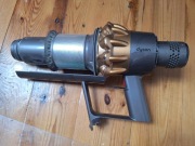 DYSON  V11. Uszkodzone body odkurzacza . 
