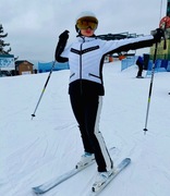 Kurtka narciarska, spodnie Zara, kask 4F